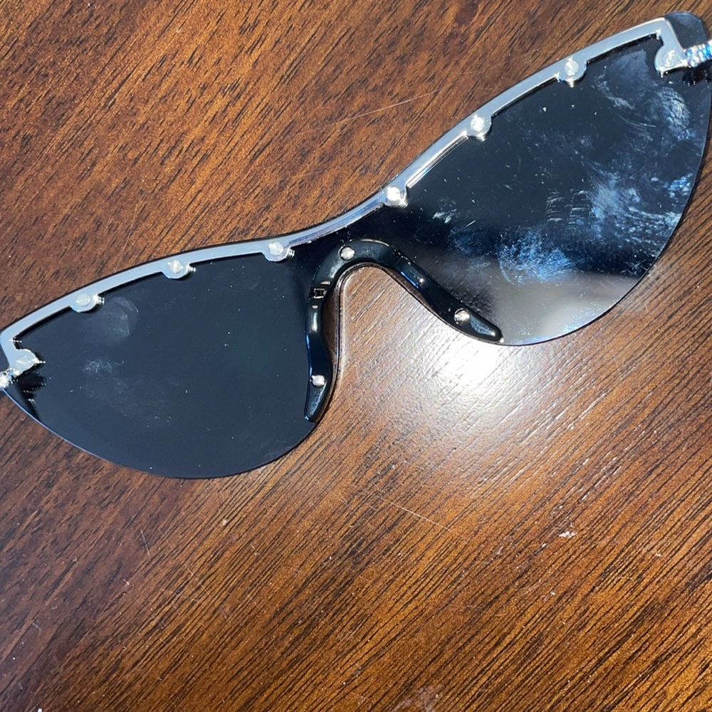 NWOT Gucci cat eye mask sunglasses (unisex) - Picture 11 of 13